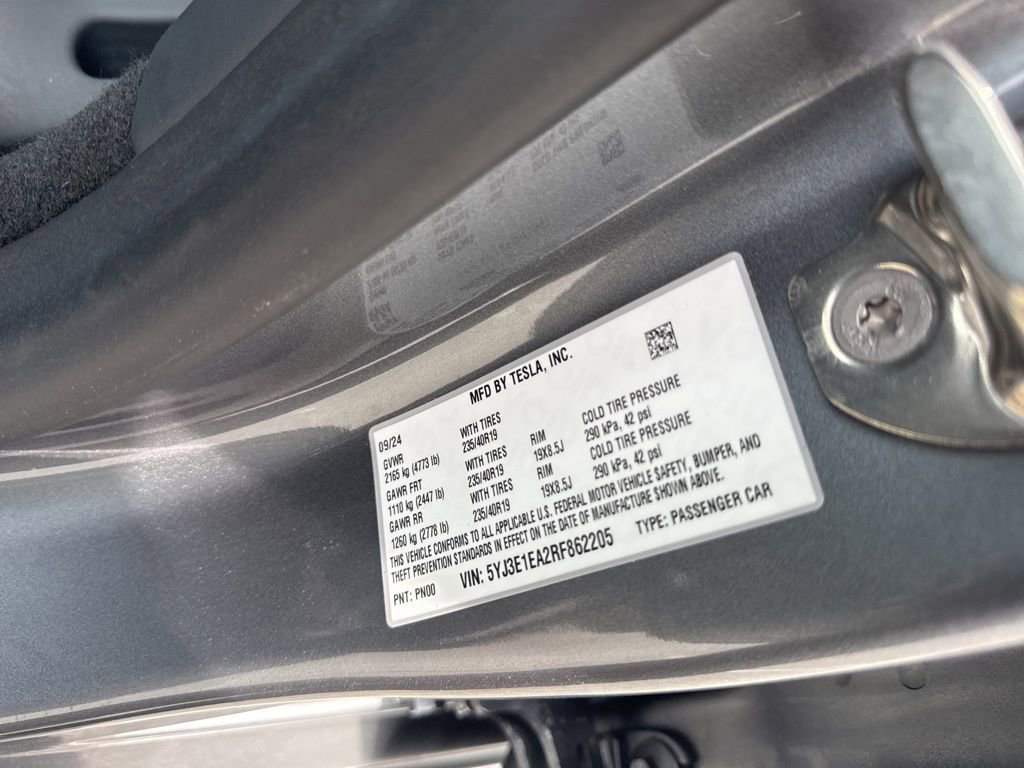 Used 2024 Tesla Model 3 Standard Range RWD image 38