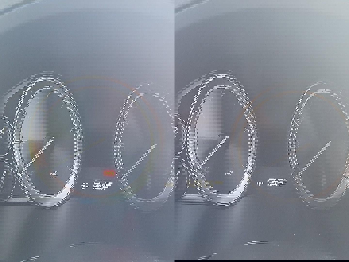 Used 2020 Lexus LX 570 4WD w/ Sport Package image 9