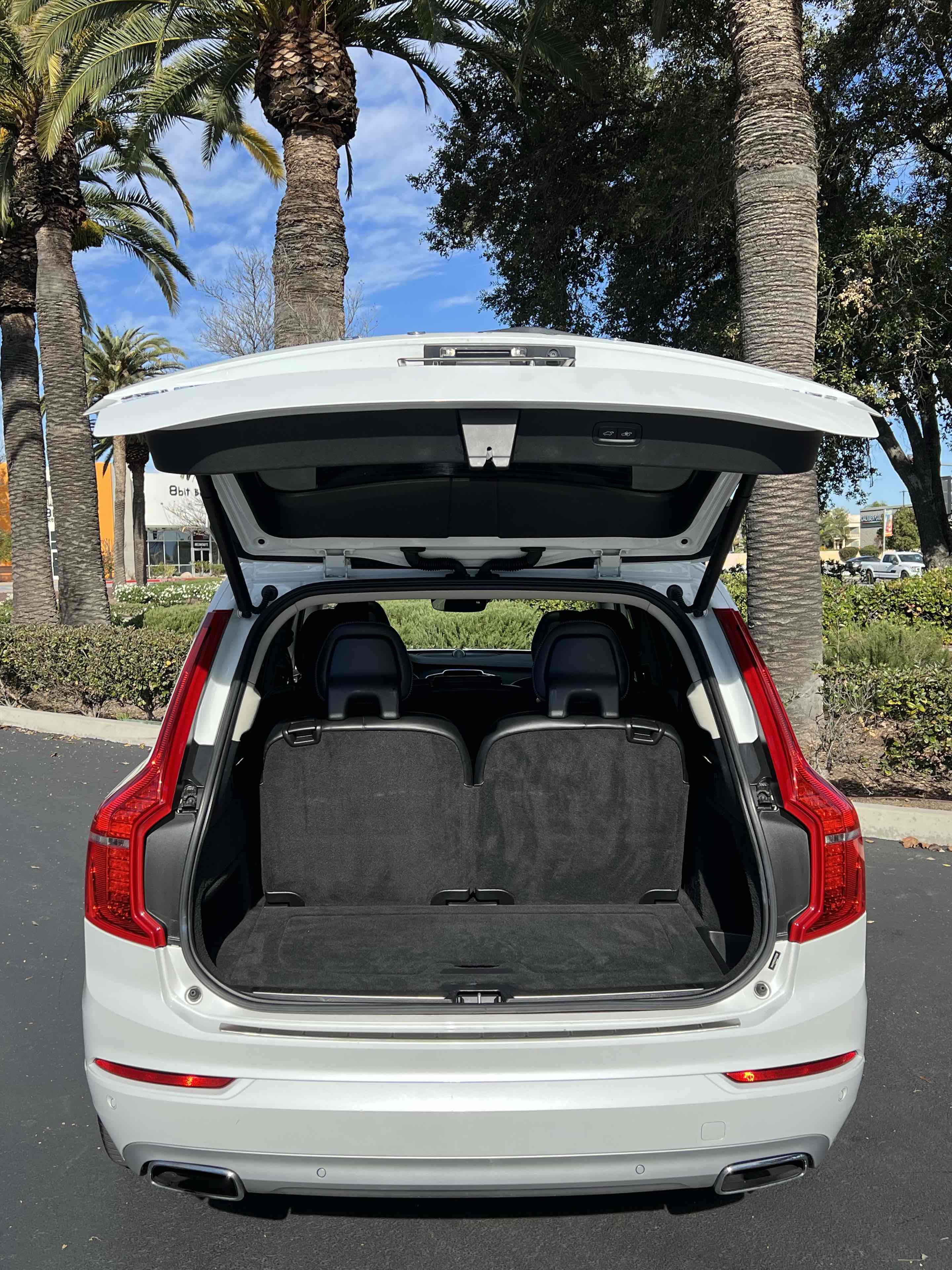 Used 2018 Volvo XC90 T6 Momentum w/ Convenience Package image 49