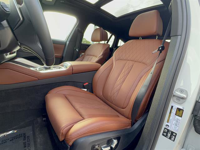 Certified 2026 BMW X6 M60i AWD/4WD image 10