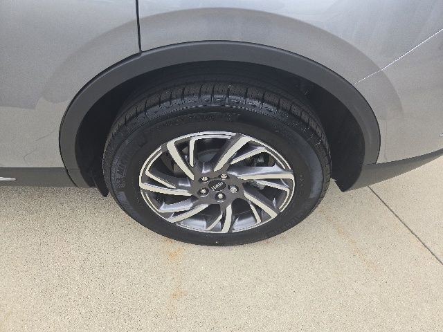 Certified 2024 Lincoln Corsair AWD w/ Equipment Group 101A image 18