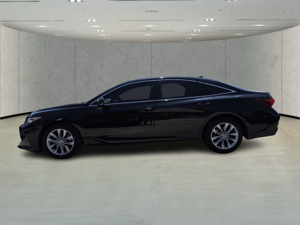 Used 2021 Toyota Avalon XLE w/ Moonroof Package image 6