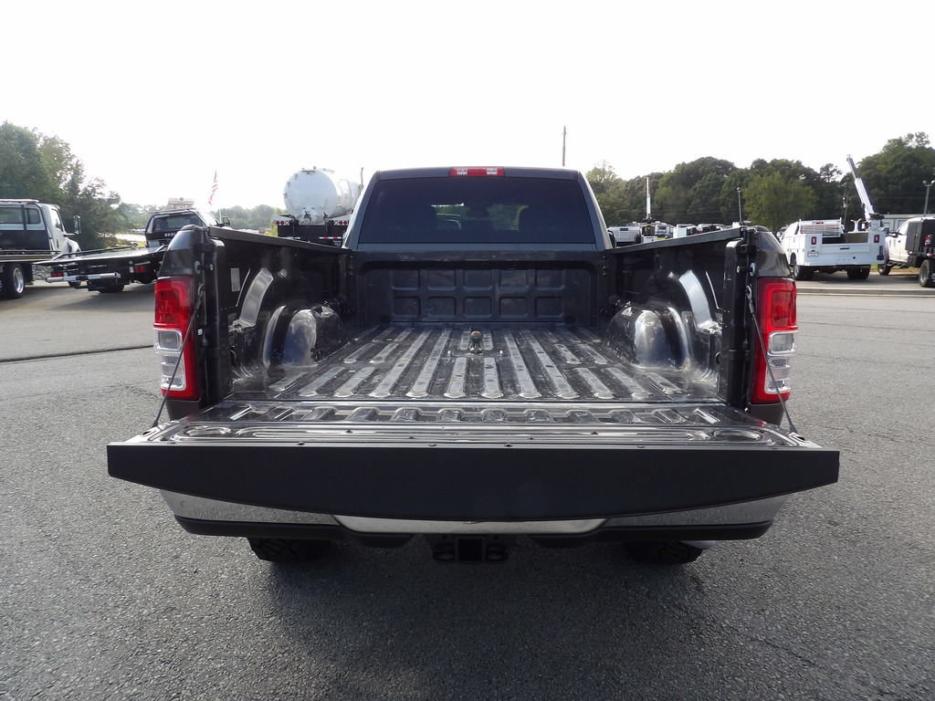 Used 2022 RAM 3500 Big Horn AWD/4WD image 47