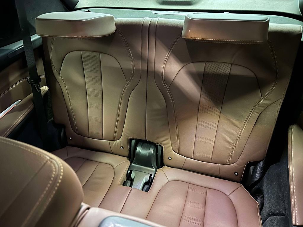 Used 2019 BMW X7 xDrive40i w/ Premium Package AWD/4WD image 18
