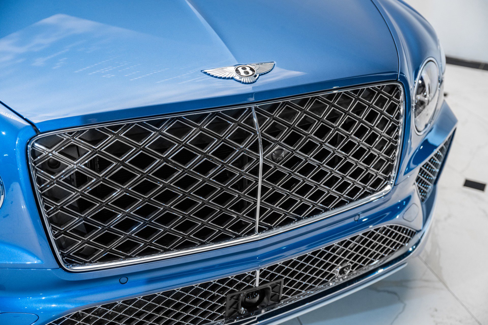 New 2025 Bentley Bentayga Extended Wheelbase image 13