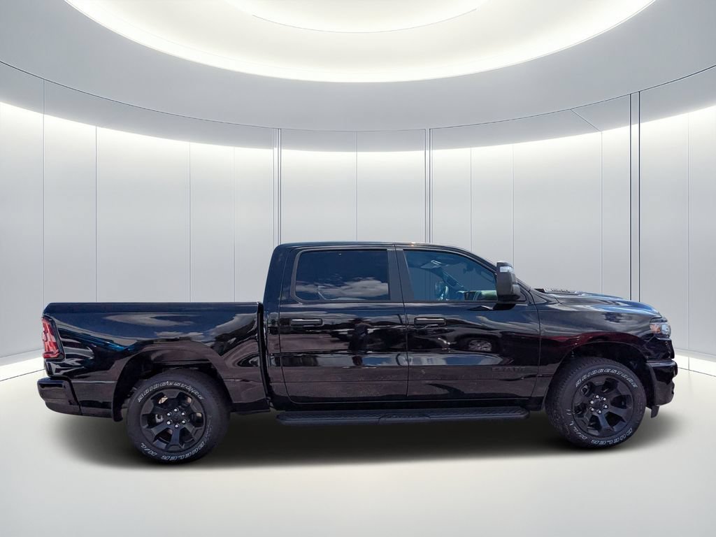 New 2026 RAM 1500 Express AWD/4WD image 3