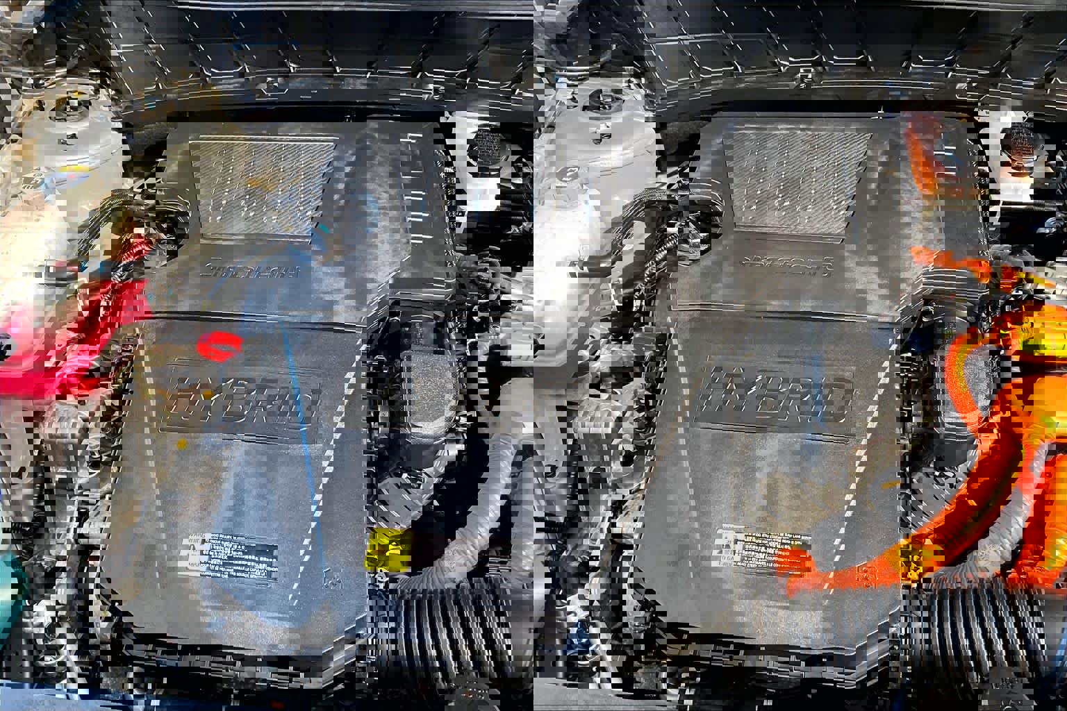 Used 2023 Kia Niro SX image 32