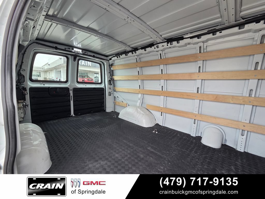 Used 2024 GMC Savana 2500 w/ Driver Convenience Package RWD image 24