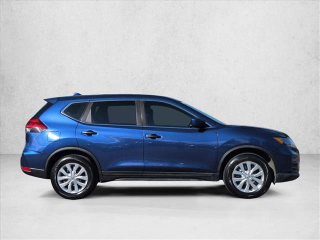 Used 2017 Nissan Rogue S image 4