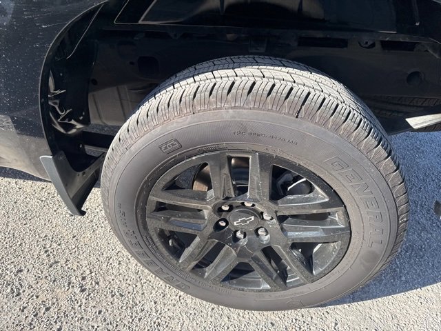 Used 2025 Chevrolet Silverado 1500 Custom image 24