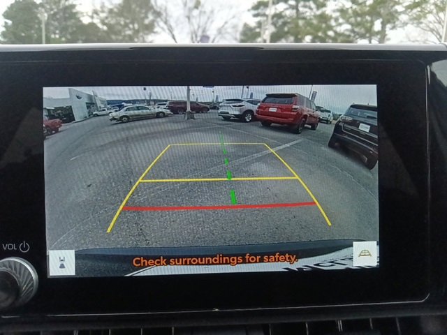 Used 2024 Toyota RAV4 XLE image 22