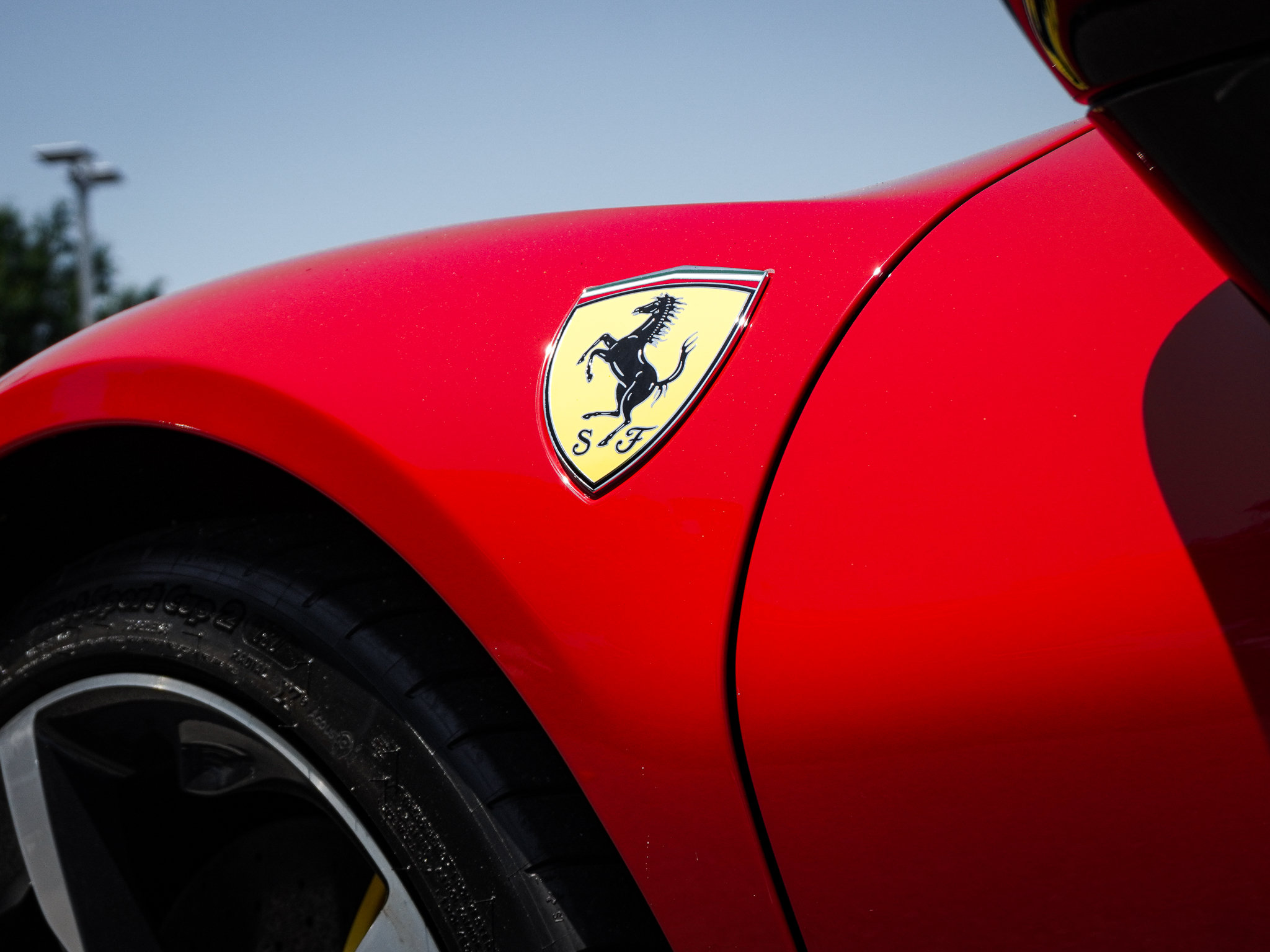 Used 2022 Ferrari SF90 Stradale AWD/4WD image 8