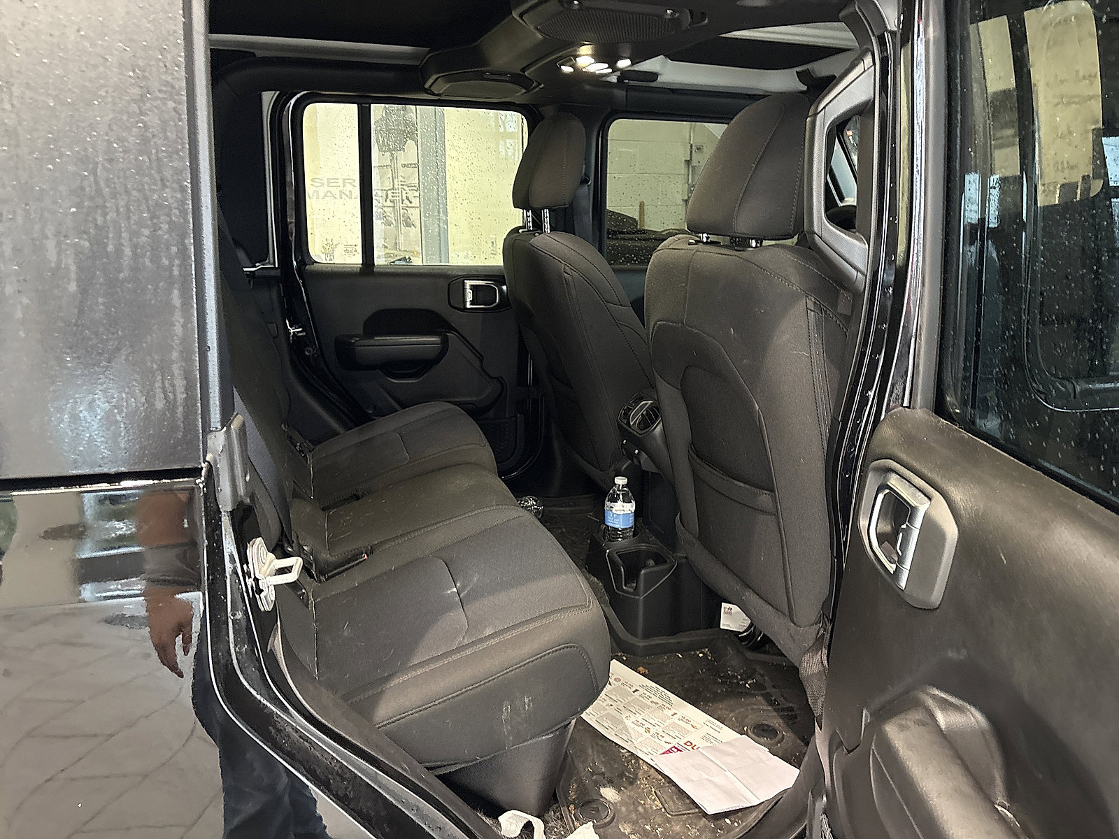 Used 2023 Jeep Gladiator Sport AWD/4WD image 17