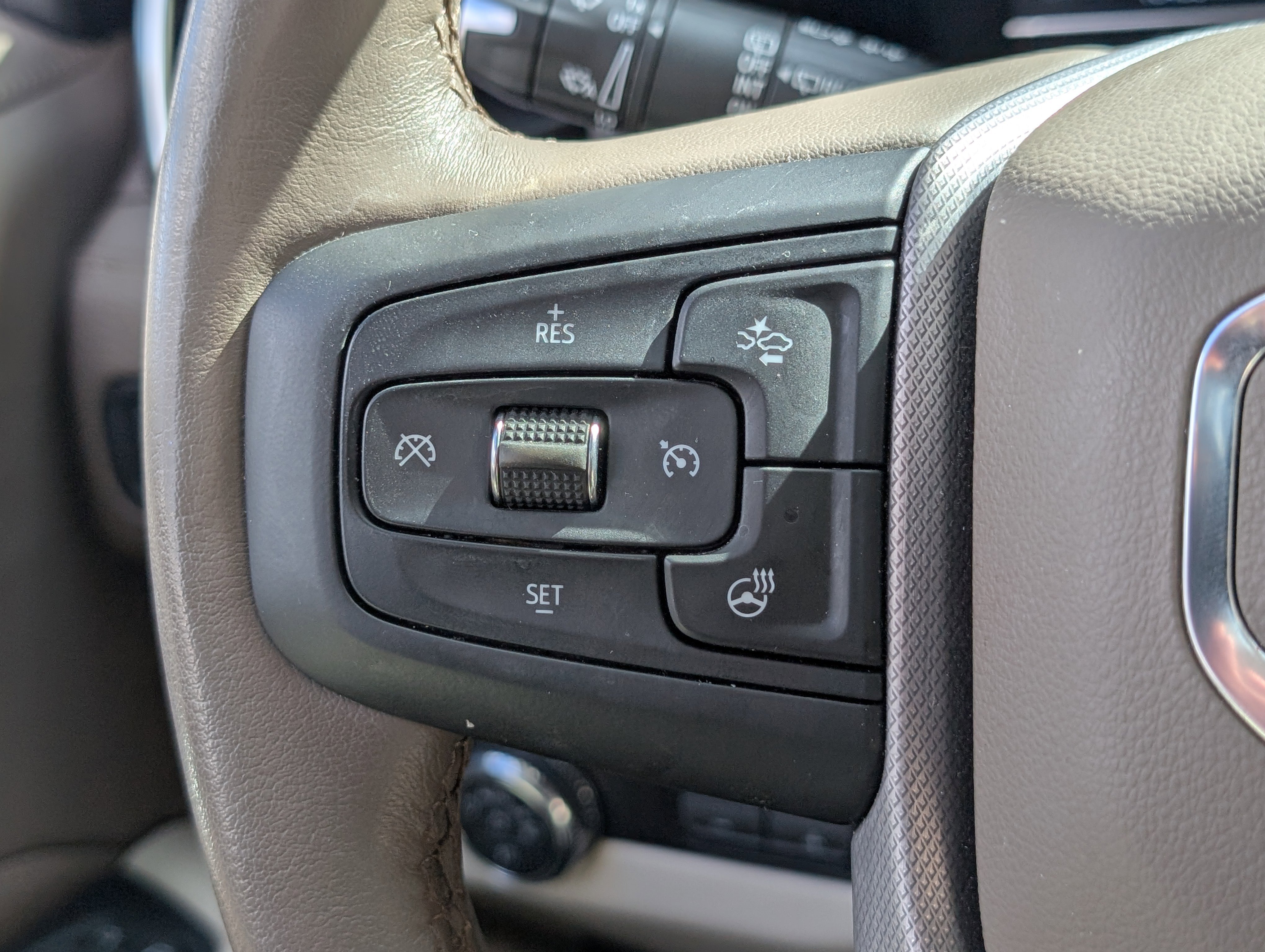 Used 2022 GMC Yukon Denali w/ Max Trailering Package image 26