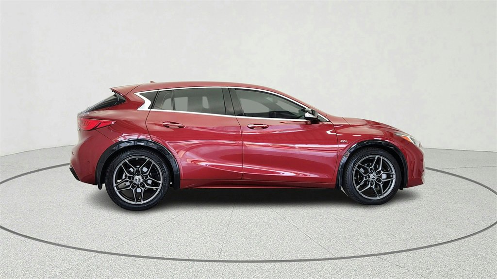 Used 2018 INFINITI QX30 Sport w/ Sport Leather Package image 8