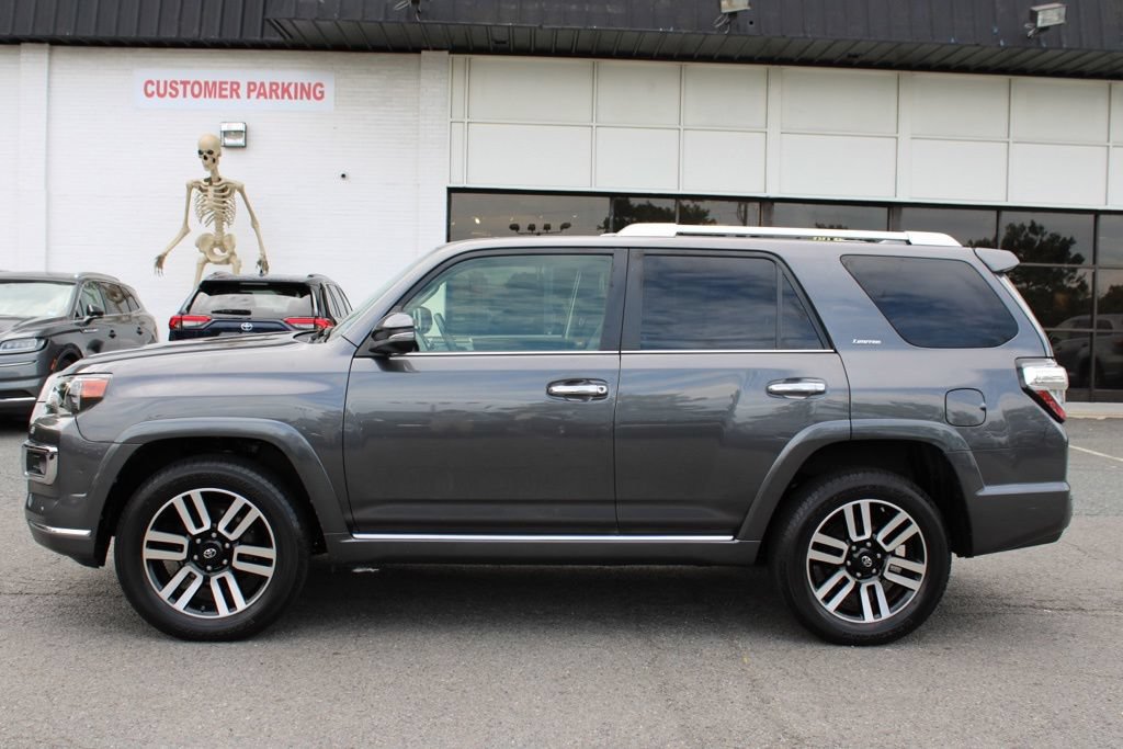 Used 2018 Toyota 4Runner Limited AWD/4WD image 5