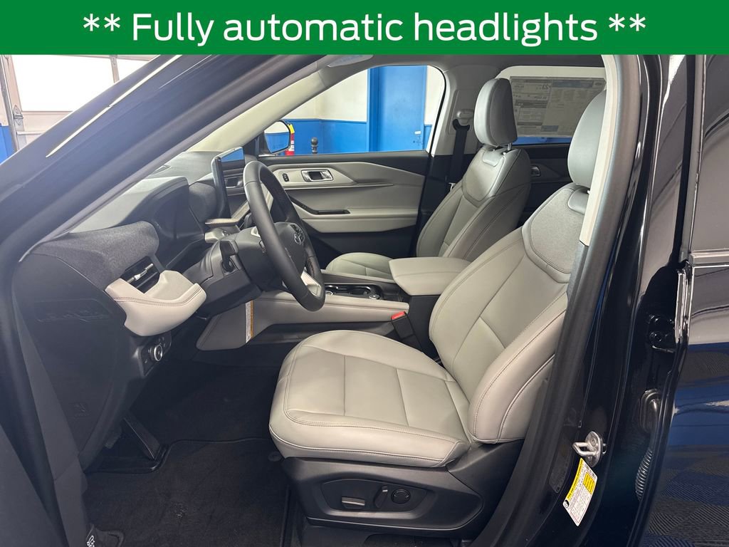 New 2026 Ford Explorer Active w/ Active Comfort Package AWD/4WD image 9