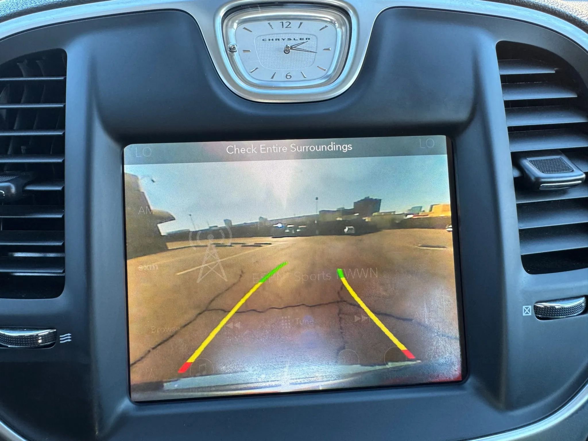 Used 2017 Chrysler 300 Limited image 28