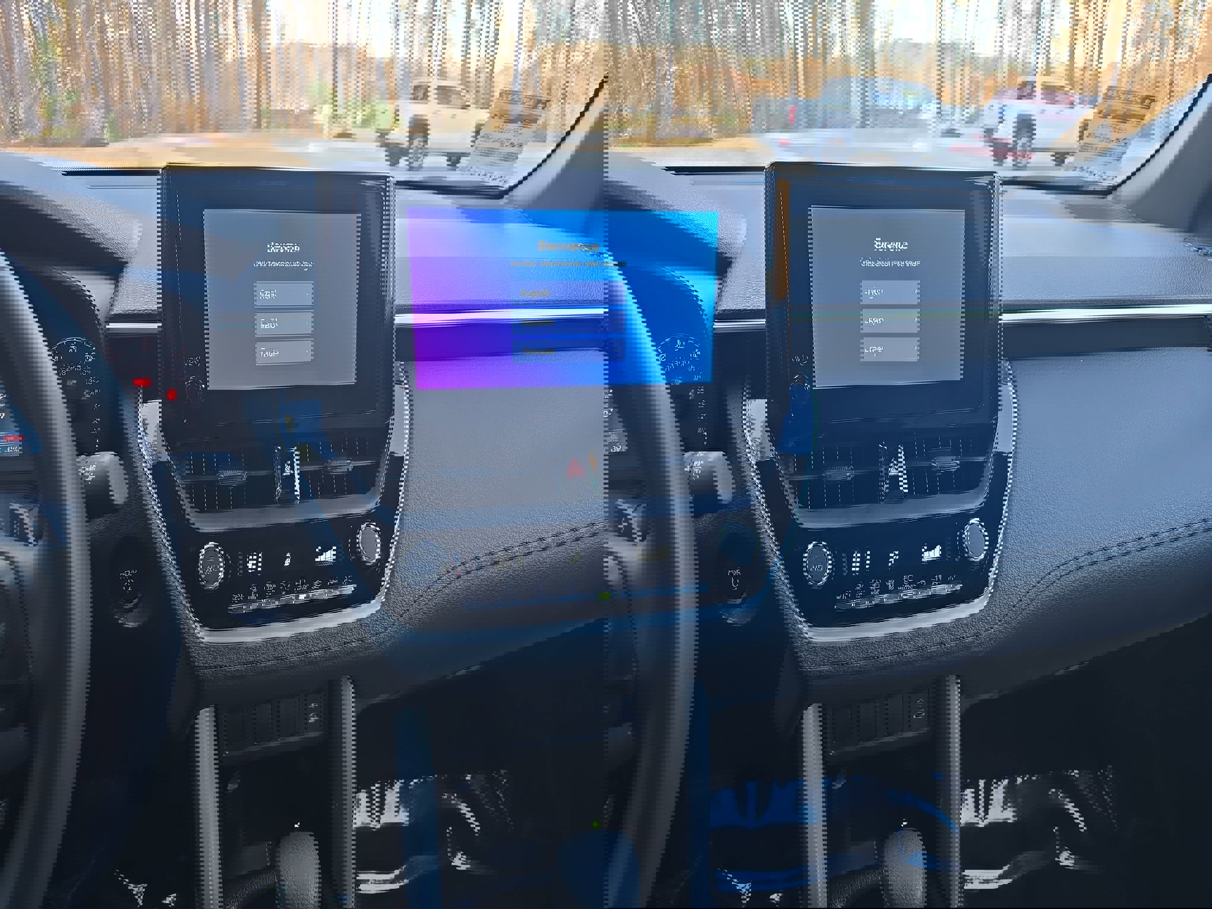 Used 2025 Toyota Corolla Cross AWD Hybrid image 21