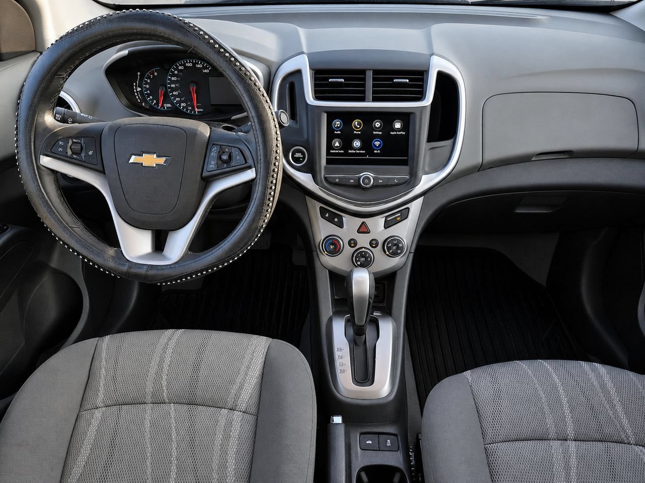 Certified 2019 Chevrolet Sonic LT w/ Convenience Package FWD image 30