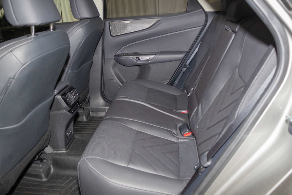 Used 2024 Lexus NX 350 AWD w/ Vision Package image 12