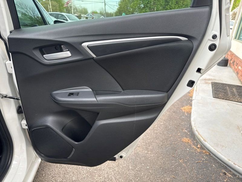 Used 2017 Honda Fit LX image 19