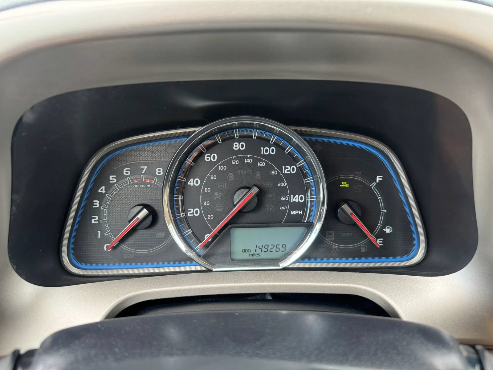 Used 2013 Toyota RAV4 Limited AWD/4WD image 17