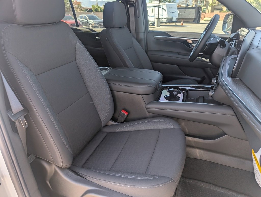 New 2025 Chevrolet Tahoe LS image 12