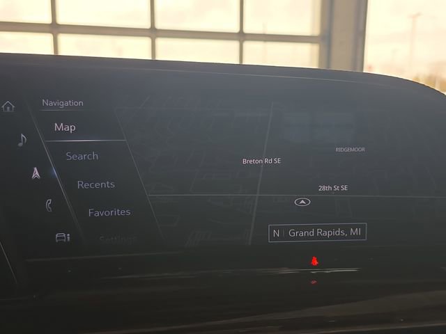 Certified 2024 Cadillac Escalade Premium Luxury AWD/4WD image 23