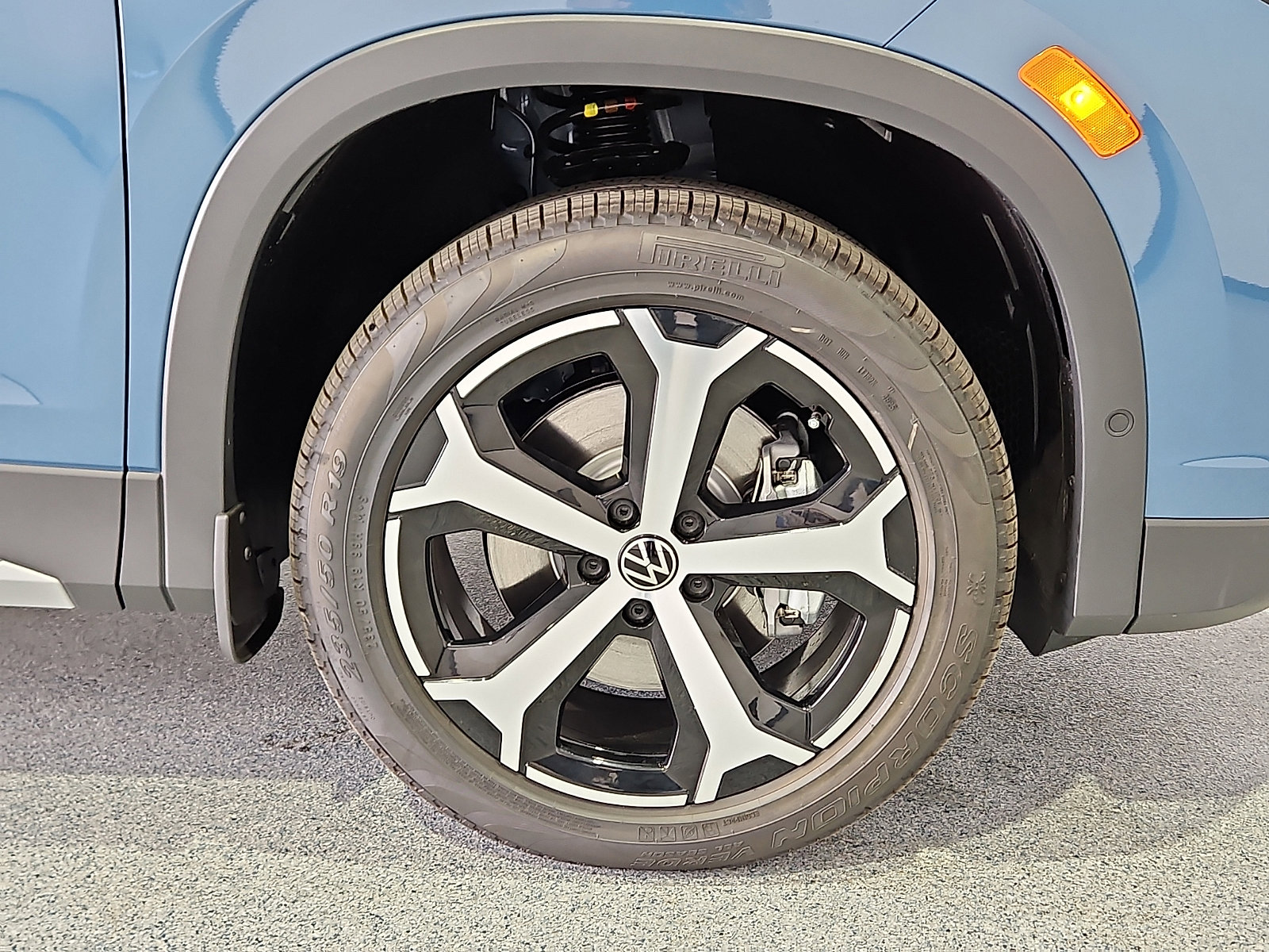 New 2026 Volkswagen Tiguan SE image 5