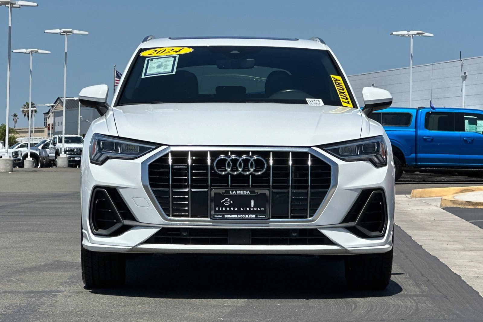 Used 2024 Audi Q3 2.0T Premium AWD/4WD image 8
