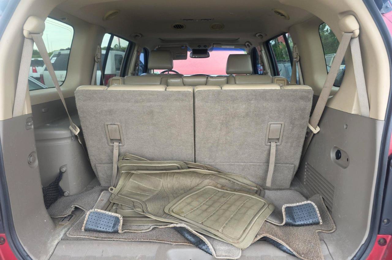 Used 2009 Nissan Pathfinder LE AWD/4WD image 14