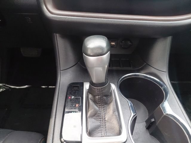 Used 2019 Toyota Highlander XLE FWD image 21