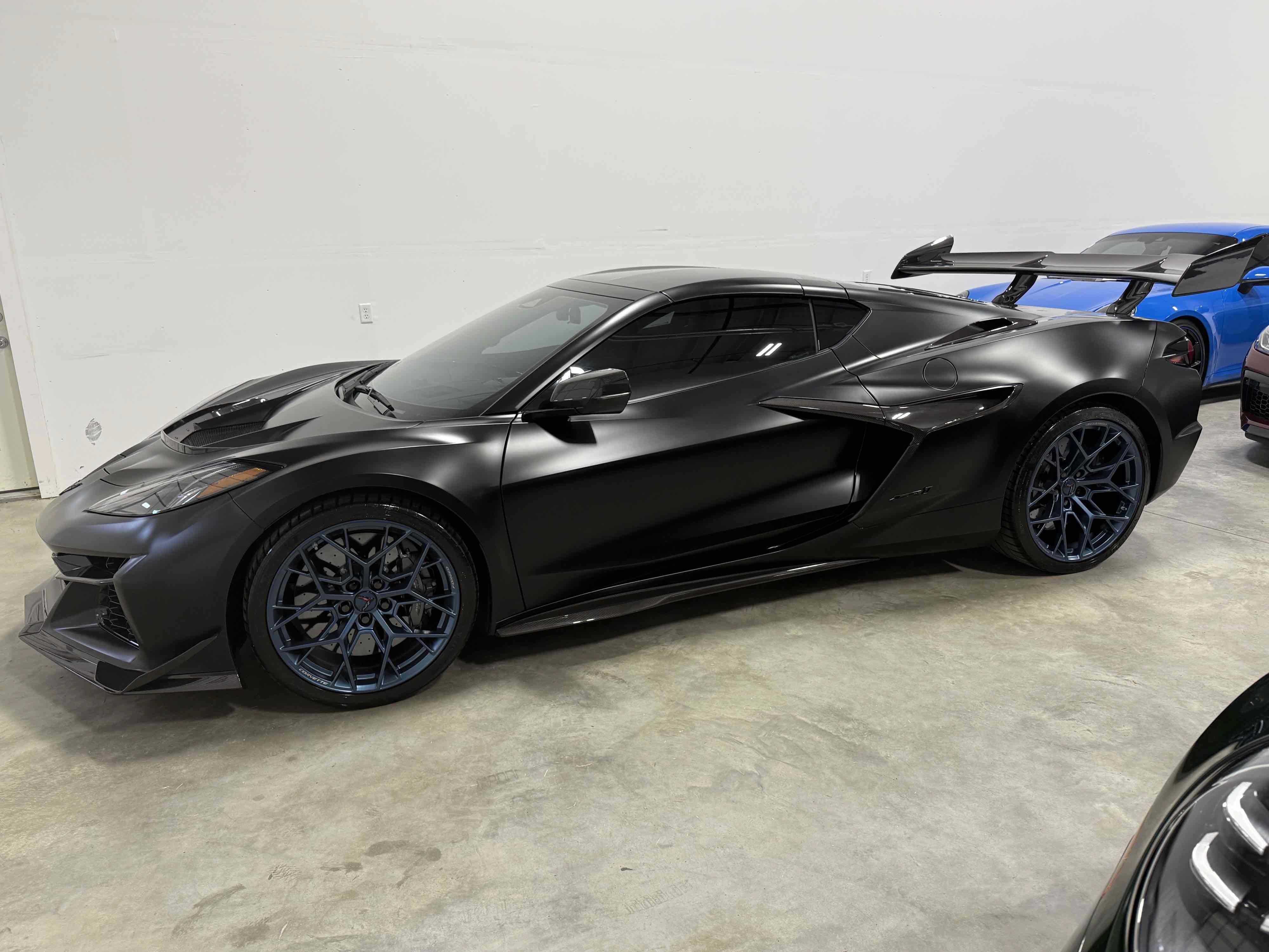 Used 2026 Chevrolet Corvette ZR1 w/ ZR1 Carbon Fiber Aero Package RWD image 93