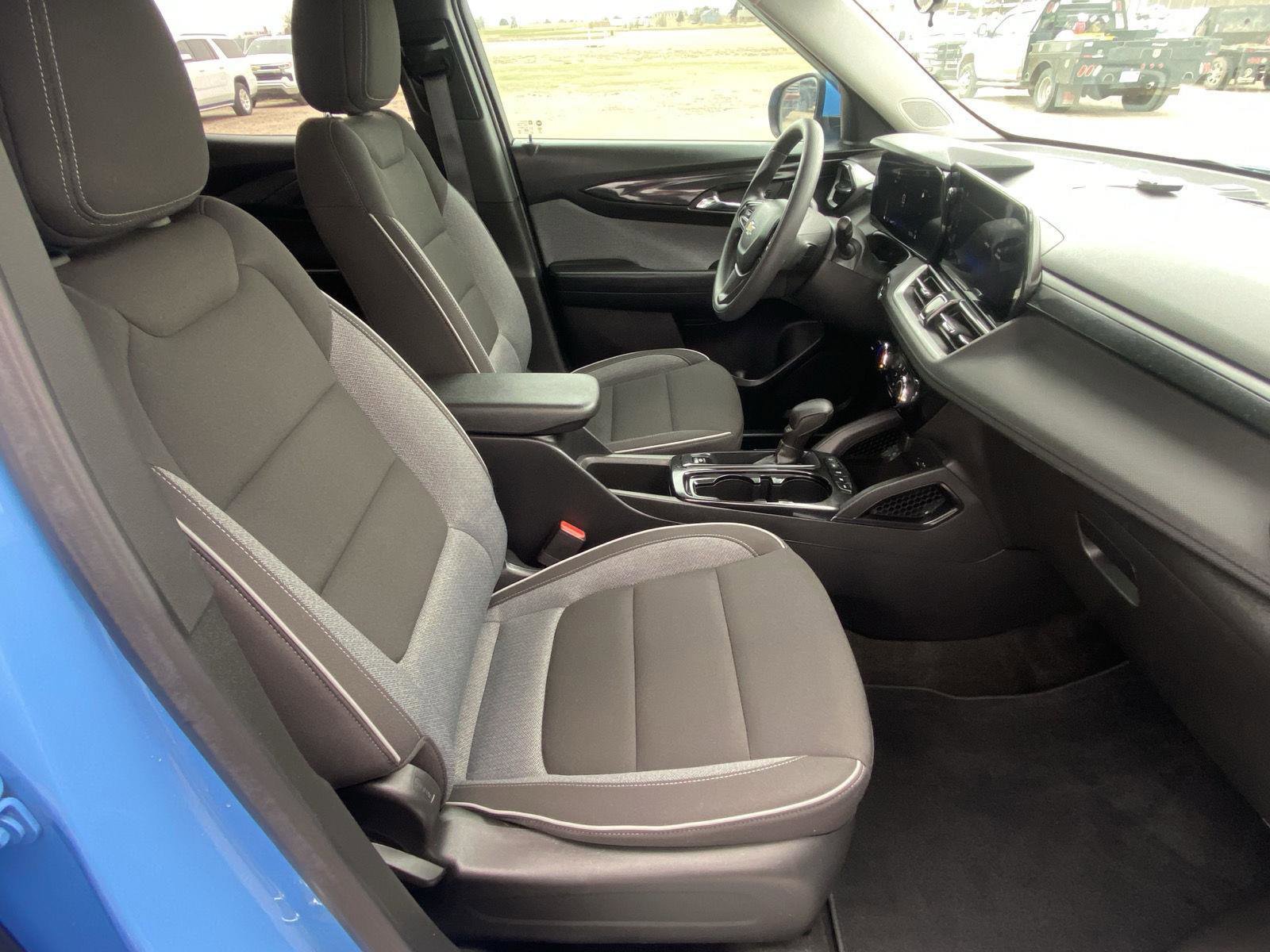 Used 2024 Chevrolet TrailBlazer LT image 19