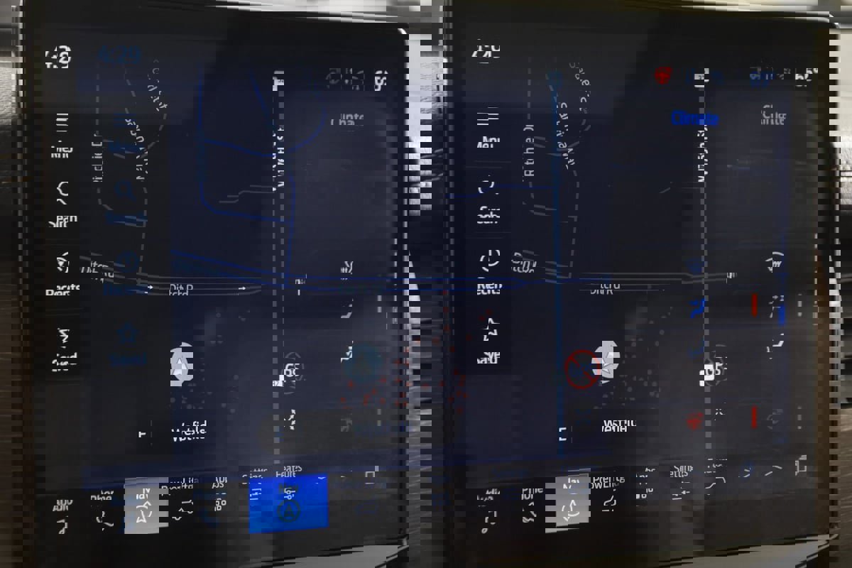 Used 2022 Ford Expedition Max Limited AWD/4WD image 9