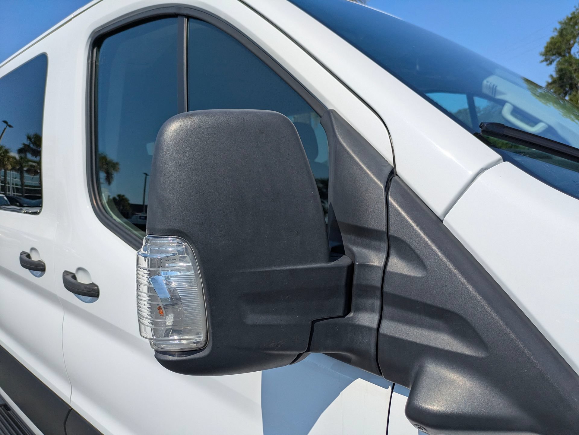 Used 2022 Ford Transit 350 XLT RWD image 14