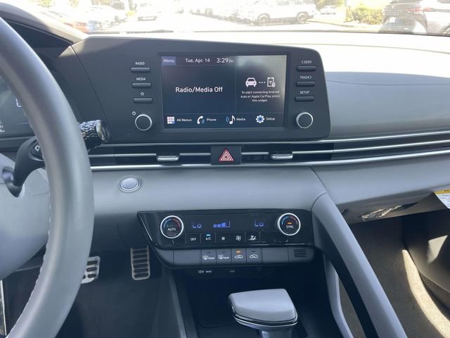 Certified 2025 Hyundai Elantra Sport w/ Cargo Package image 24