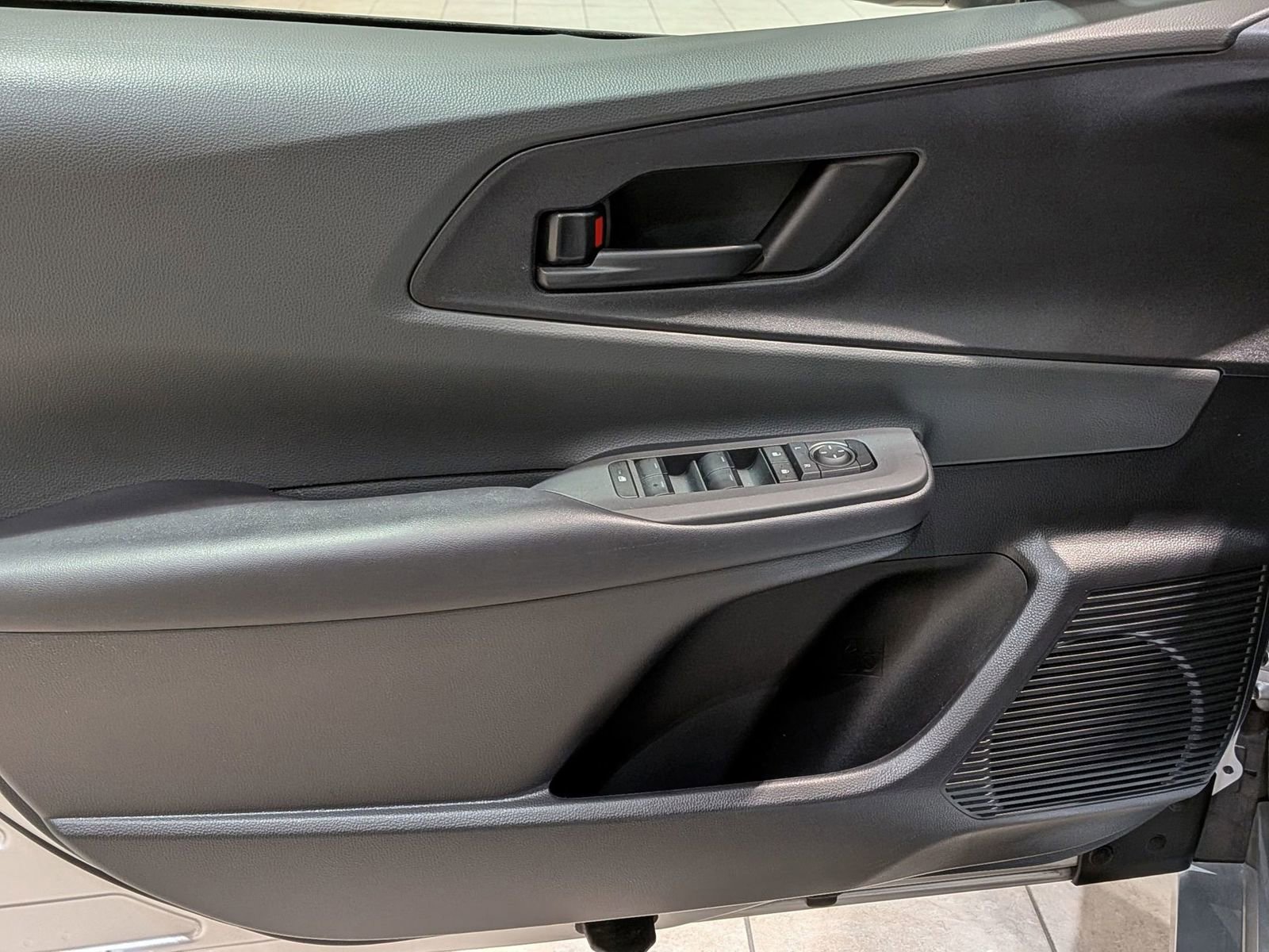 Used 2024 Toyota Prius LE image 12