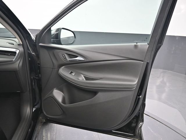 Used 2025 Buick Encore GX Preferred image 23