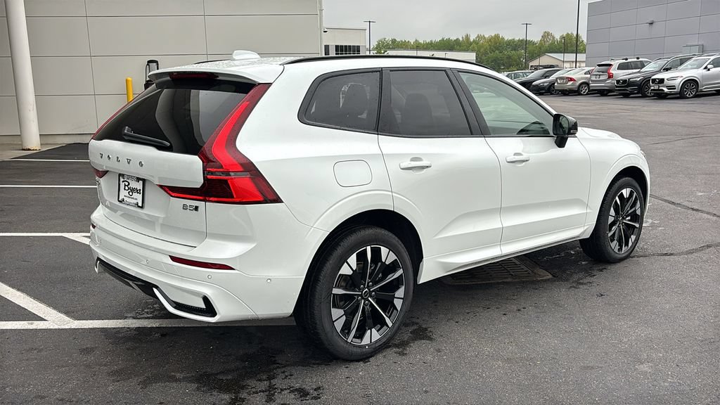 New 2026 Volvo XC60 B5 Plus AWD/4WD image 28