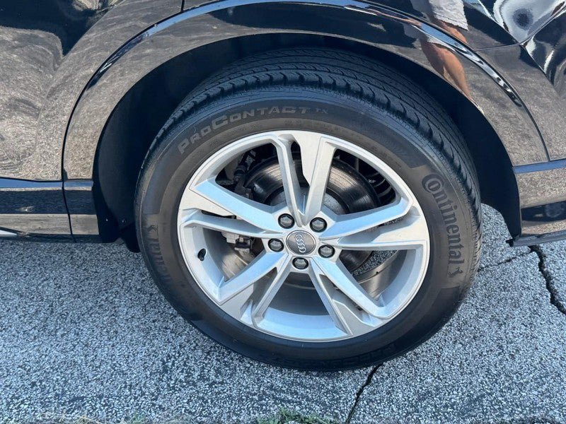 Used 2020 Audi Q3 2.0T Premium AWD/4WD image 7