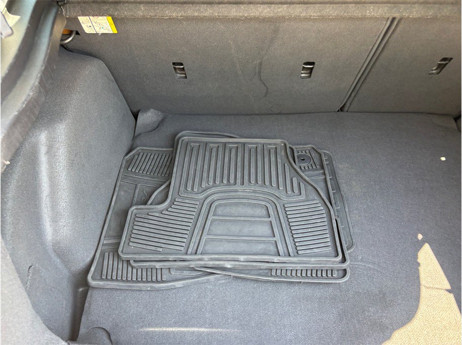 Used 2014 Ford Focus SE FWD image 33