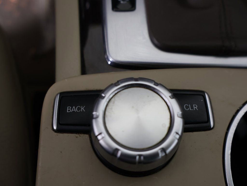 Used 2014 Mercedes-Benz C 300 4MATIC Sedan image 4