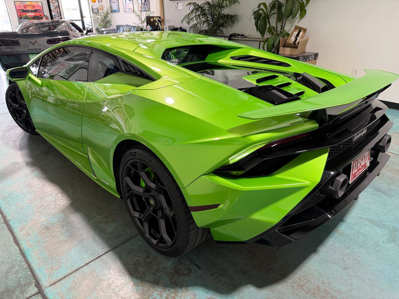Used 2023 Lamborghini Huracan Tecnica RWD image 6