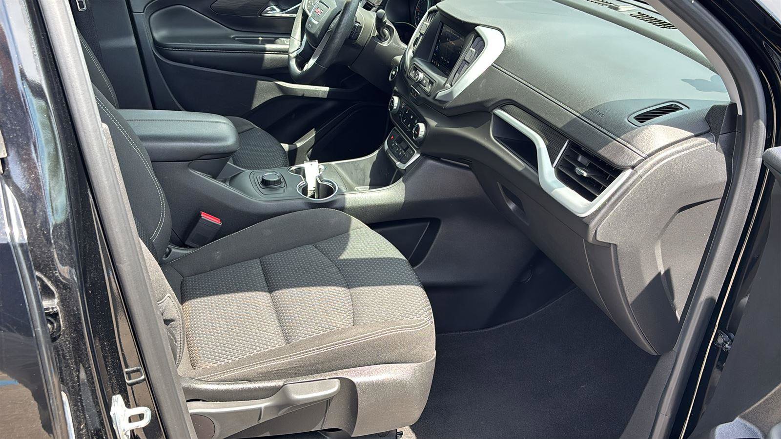 Certified 2023 GMC Terrain SLE FWD image 20