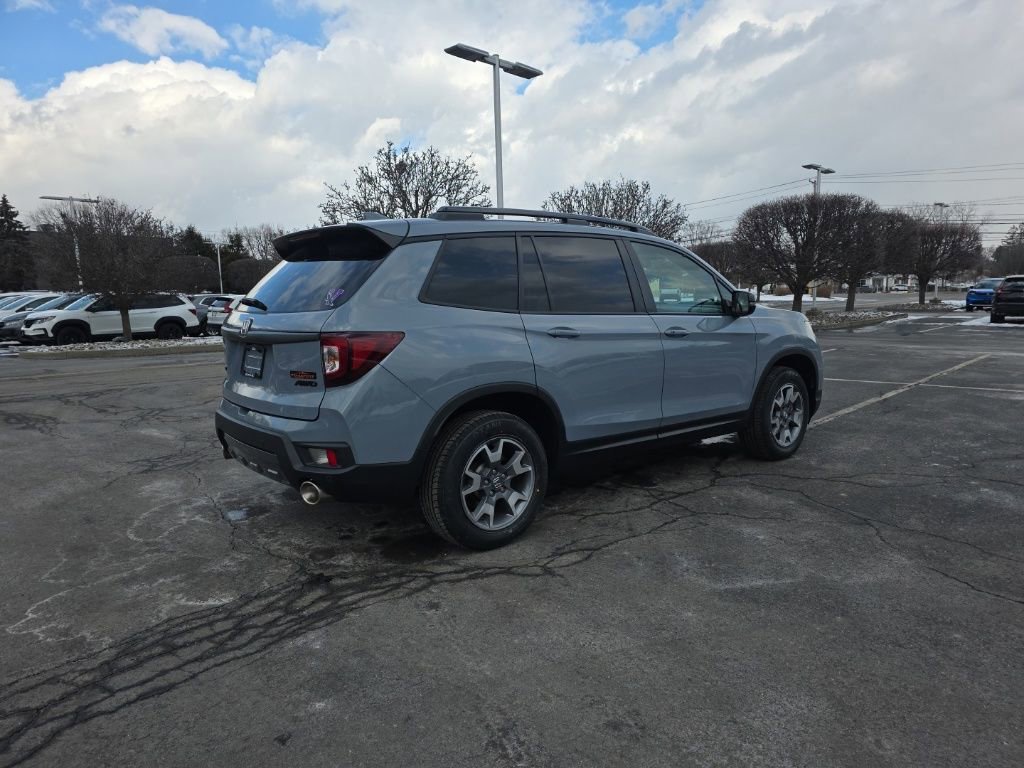 Certified 2023 Honda Passport TrailSport image 8