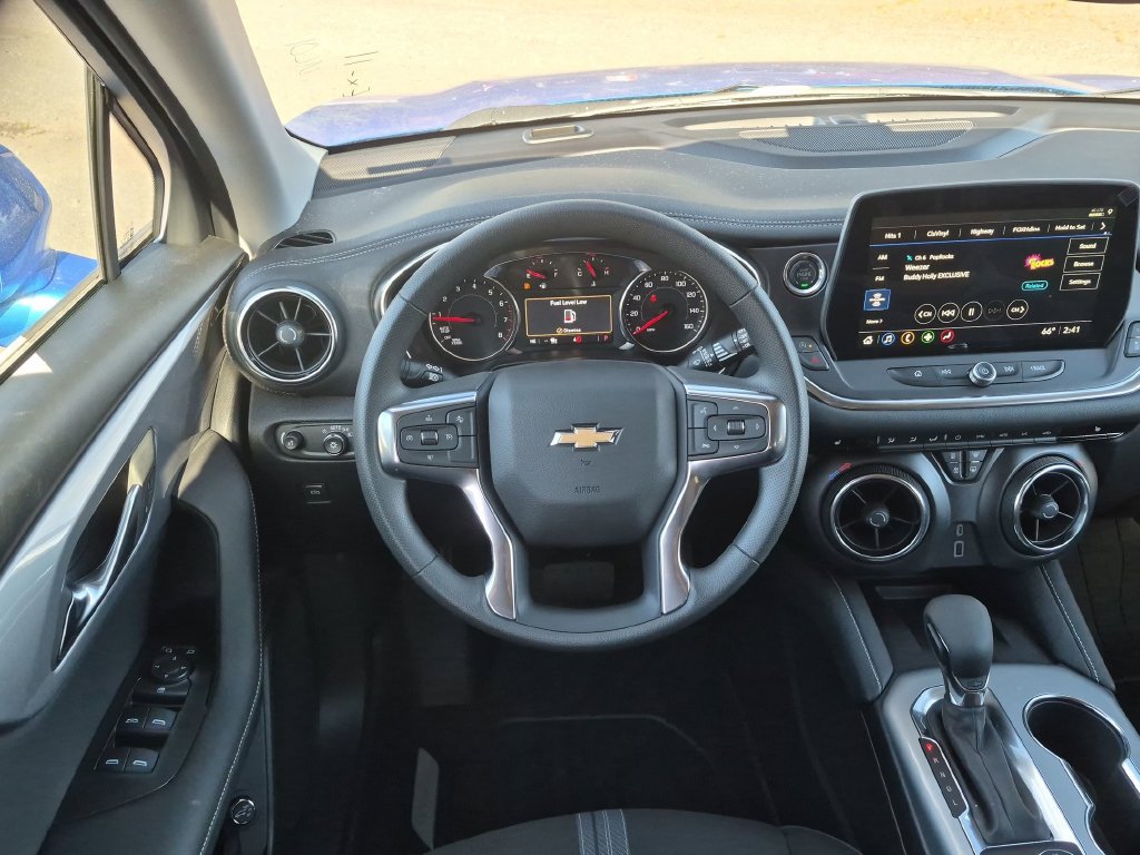 New 2026 Chevrolet Blazer LT w/ Convenience Package AWD/4WD image 12