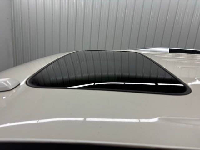 Used 2015 Cadillac Escalade Platinum image 37