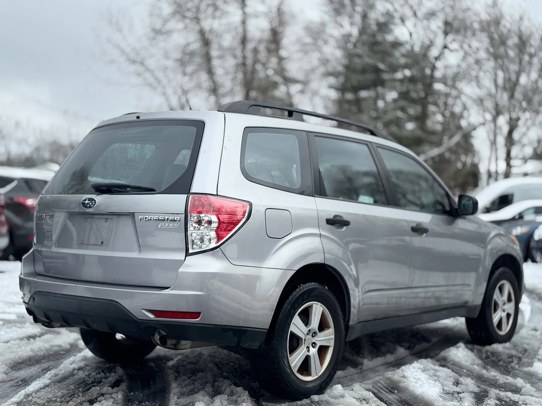 Used 2011 Subaru Forester 2.5X w/ Alloy Wheel Value Pkg image 5